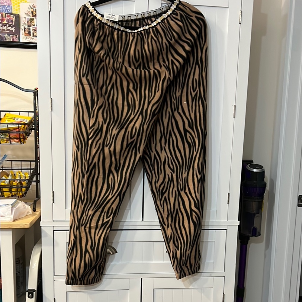DKNY Zebra Print Lounge Pants - Black and Brown